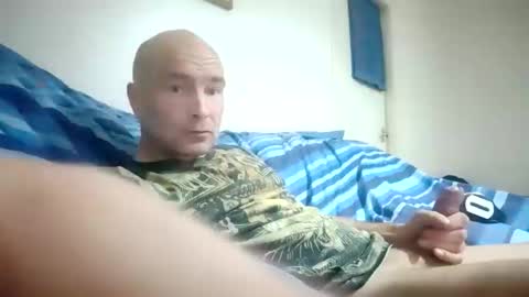 Snapshot of jurokplayer36 chatting on 10/11/25, 01:49 Yuri online show from 10/11/25, 01:49