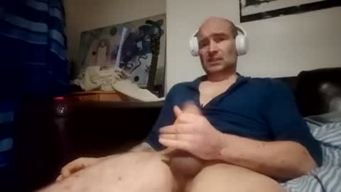 Snapshot of jurokplayer36 chatting on 12/15/25, 04:00 Yuri online show from 12/15/25, 04:00