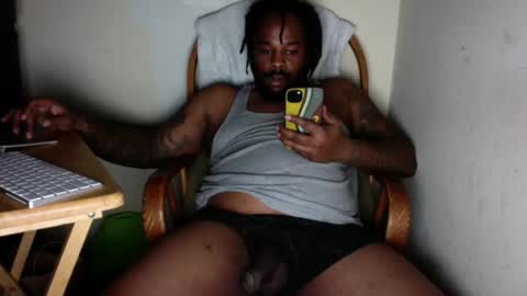 Snapshot of just2real chatting on 12/29/24, 11:50 Real online show from 12/29/24, 11:50