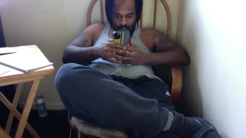 Snapshot of just2real chatting on 01/27/25, 07:56 Real online show from 01/27/25, 07:56