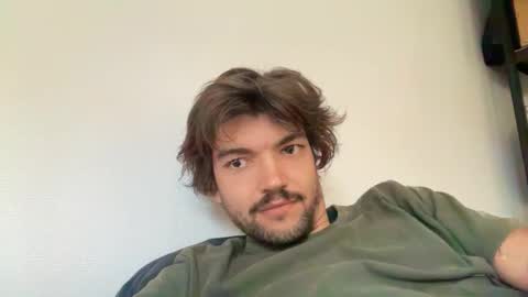 Snapshot of just_a_guy_with_a_big_cock chatting on 10/07/25, 08:33 just_a_guy_with_a_big_cock online show from 10/07/25, 08:33