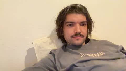 just_a_guy_with_a_big_cock online show from 06/04/26, 08:37