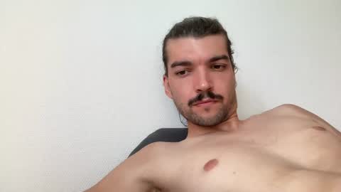 just_a_guy_with_a_big_cock online show from 07/18/26, 03:49