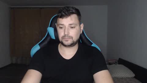 Alex online show from 12/30/24, 05:44