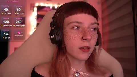 Snapshot of just_busking chatting on 12/02/24, 01:25 Julia online show from 12/02/24, 01:25