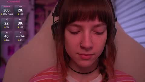 Snapshot of just_busking chatting on 10/14/25, 07:31 Julia online show from 10/14/25, 07:31