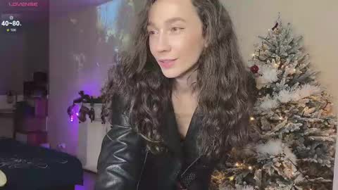 Snapshot of just_call_me_jess chatting on 12/17/24, 04:32 Jessica I will be here on Tuesday November 26th online show from 12/17/24, 04:32