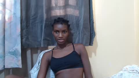 Snapshot of just_ebonee chatting on 03/04/25, 01:17 just ebonee online show from 03/04/25, 01:17