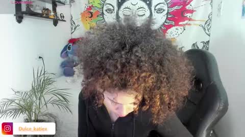 Sofia online show from 01/13/26, 04:34