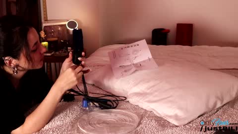 Billie  B  William online show from 01/14/25, 08:20