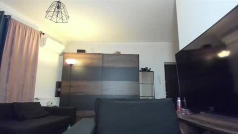 Chloe online show from 02/03/25, 08:24