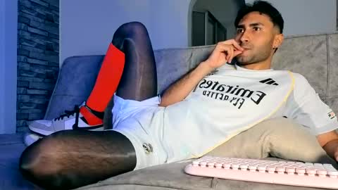 Snapshot of justdavid_ chatting on 06/19/26, 11:08 David online show from 06/19/26, 11:08