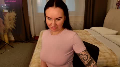 Miss Grace online show from 04/03/26, 04:43