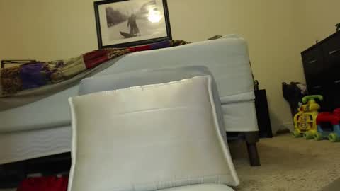 justin online show from 03/11/26, 02:17