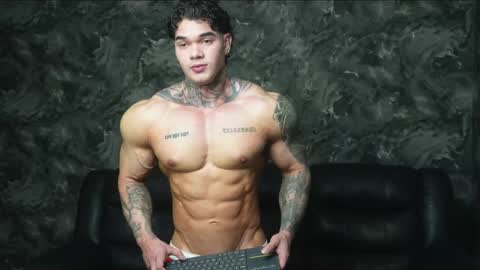 justin clark1 online show from 04/21/26, 03:24