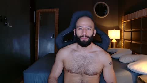 Justin online show from 01/05/25, 11:01