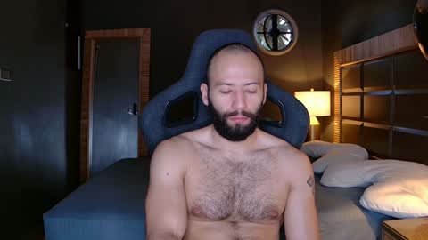 Justin online show from 01/12/25, 01:16