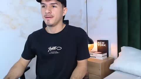 Justin online show from 12/01/25, 07:41