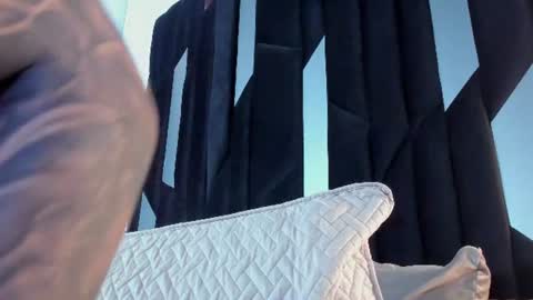 Justin White online show from 07/08/26, 02:54