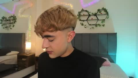 Justin online show from 11/25/25, 11:21