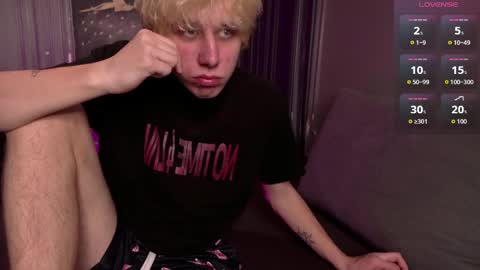 Snapshot of justinbyrd chatting on 03/30/26, 03:24 justTEEN online show from 03/30/26, 03:24