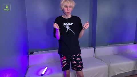 Snapshot of justinbyrd chatting on 04/10/26, 10:31 justTEEN online show from 04/10/26, 10:31