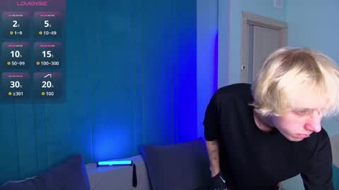 Snapshot of justinbyrd chatting on 04/13/26, 10:10 justTEEN online show from 04/13/26, 10:10