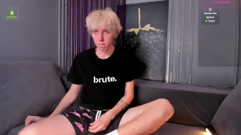 justTEEN online show from 05/14/26, 10:33