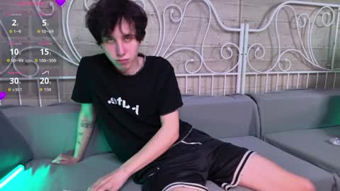 justTEEN online show from 05/30/26, 03:09