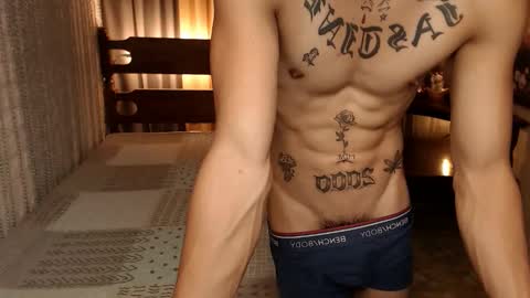 justine_hunk online show from 12/19/24, 02:23