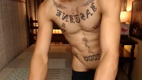 justine_hunk online show from 12/29/24, 11:08