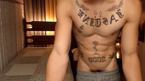 justine_hunk online show from 01/18/25, 12:47