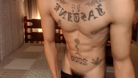 justine_hunk online show from 01/10/26, 06:37