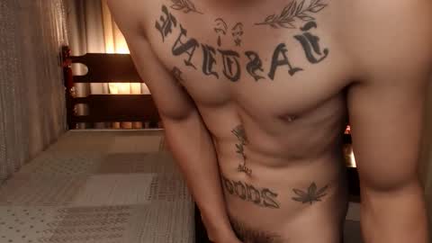 Snapshot of justine_hunk chatting on 06/11/26, 04:54 justine_hunk online show from 06/11/26, 04:54