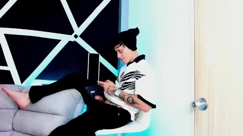 Snapshot of justinfuller_31 chatting on 09/11/25, 07:14 justinfuller_31 online show from 09/11/25, 07:14