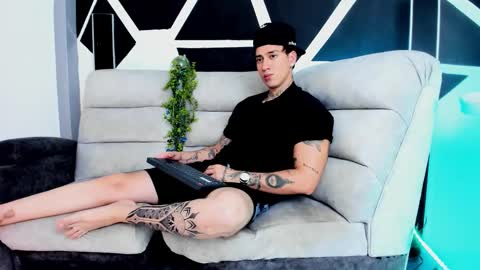 Snapshot of justinfuller_31 chatting on 09/30/25, 11:32 justinfuller_31 online show from 09/30/25, 11:32