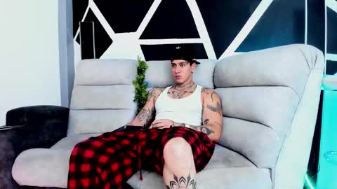 Snapshot of justinfuller_31 chatting on 10/10/25, 07:13 justinfuller_31 online show from 10/10/25, 07:13