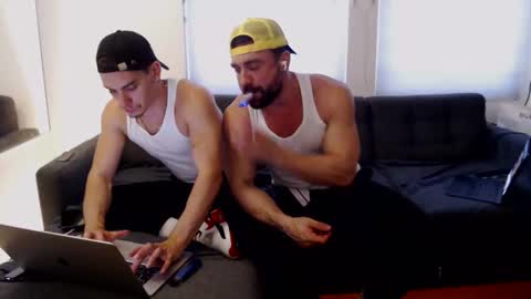 justjamesldn online show from 12/01/25, 11:26