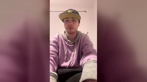Snapshot of justjayxo chatting on 05/20/26, 12:17 justjayxo online show from 05/20/26, 12:17