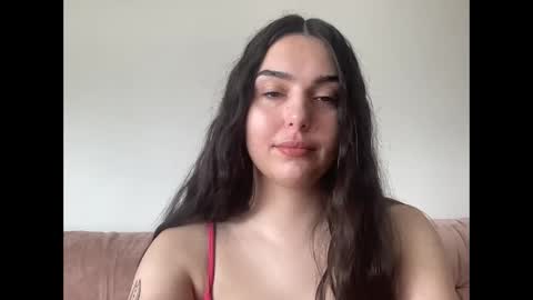 Jess online show from 04/01/26, 07:33