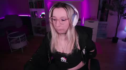 Kerry online show from 02/13/25, 12:21