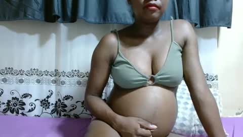 Justlhot online show from 01/21/25, 10:51