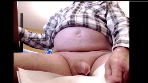 Snapshot of justmeagain111 chatting on 11/26/25, 04:19 justmeagain111 online show from 11/26/25, 04:19