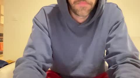 justmeandyou00 online show from 12/10/24, 12:38