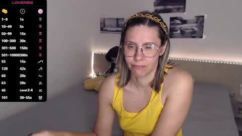 Snapshot of justmexy7 chatting on 10/02/25, 03:57 Julie online show from 10/02/25, 03:57