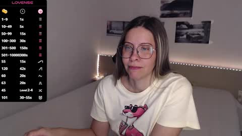 Julie online show from 12/05/25, 05:16