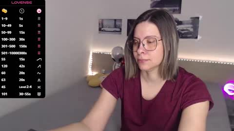 Julie online show from 02/04/26, 05:13