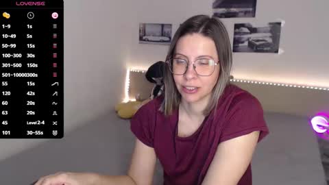 Julie online show from 03/11/26, 05:02