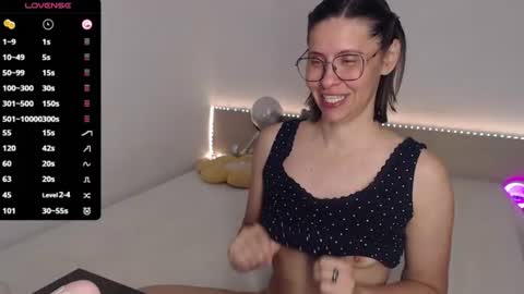 Julie online show from 07/24/26, 04:10