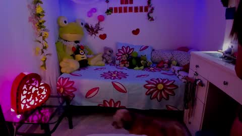 Snapshot of justmia_ chatting on 02/17/25, 09:41 Mia online show from 02/17/25, 09:41